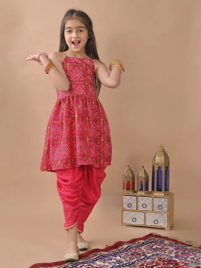 Kinder Kids Girls Casual Kurta, Dhoti Pant & Dupatta Set