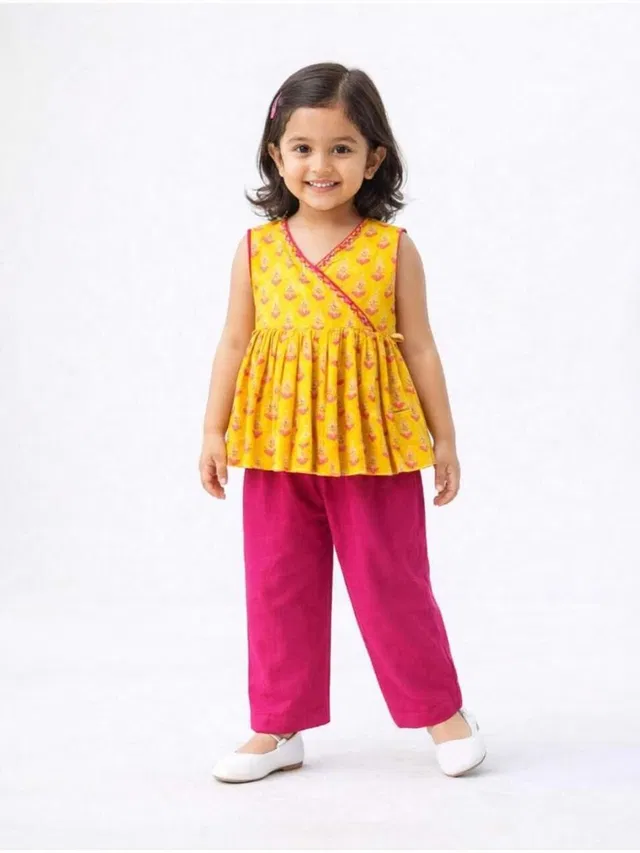 STYLEYANA Girls Festive & Party Kurta and Pyjama Set