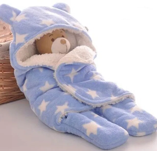 BRANDONN Polka Single Hooded Baby Blanket for  Mild Winter