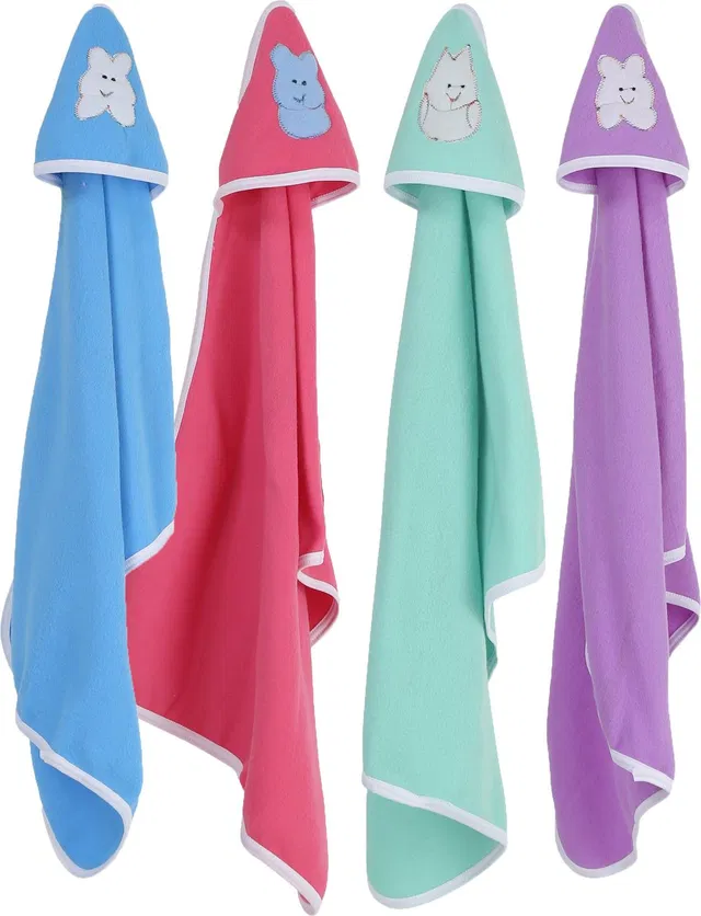 FIRST TREND Cartoon Crib Hooded Baby Blanket for  Mild Winter