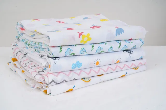 kin & tin home textiles Cotton 150 GSM Bath Towel