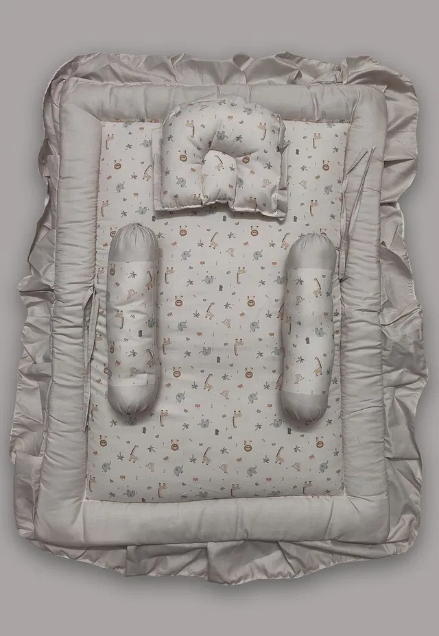 Vanray Fashion Baby Bed Sized Bedding Set with Head Pillow and Side Bolsters Baby Bedding Set Standard