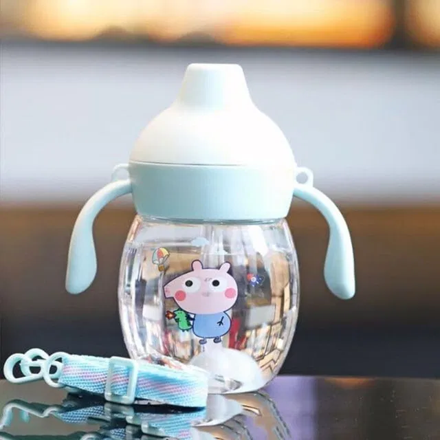 Muma's Love Piggy Print Spout Sipper Anti-Spill Design with Soft Silicone Spout and Straw