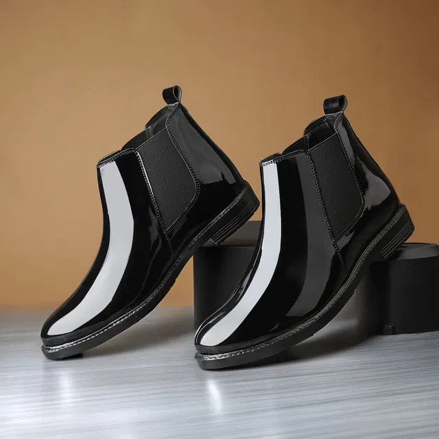 BLOMAX synthetic patent leather elastic side panels black patent Chelsea boots Boots For Men