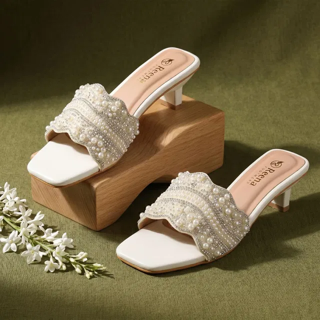 reena footwear Women Heels