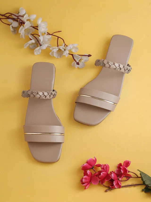 Fambells Women Flats