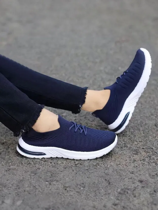 Fabbmate Girls Lace Sneakers