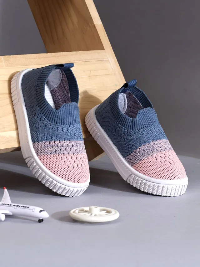OUNIK STYLE Boys & Girls Slip on Dancing Shoes