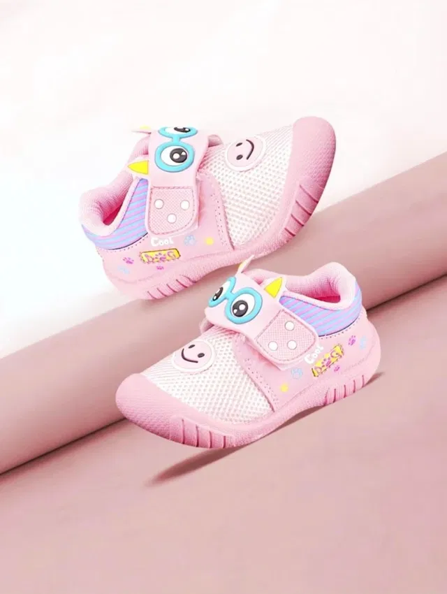 Hooh Boys & Girls Velcro Walking Shoes