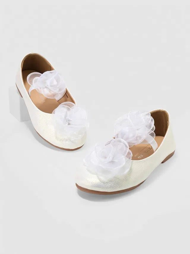 Pantaloons Junior Girls Slip-on Strappy Sandals