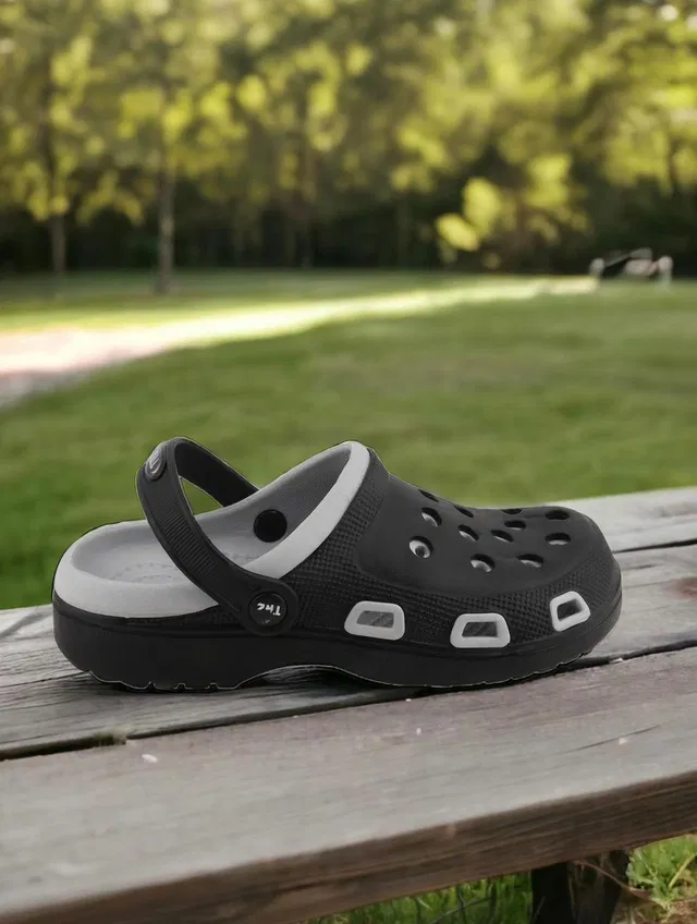 TRZ Men Clogs
