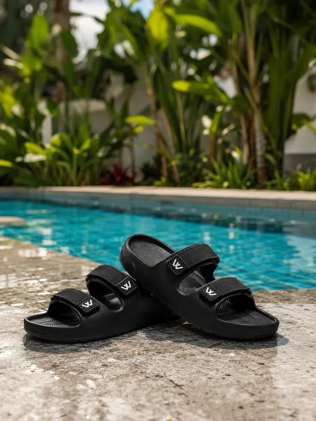 HOTSTYLE Men Flip Flops