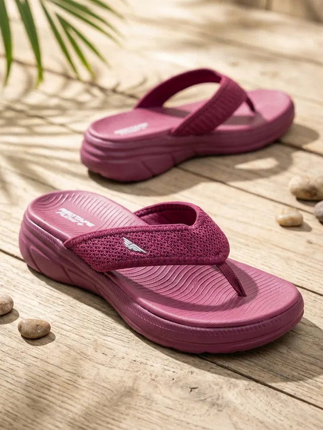 RED TAPE Women Flip Flops