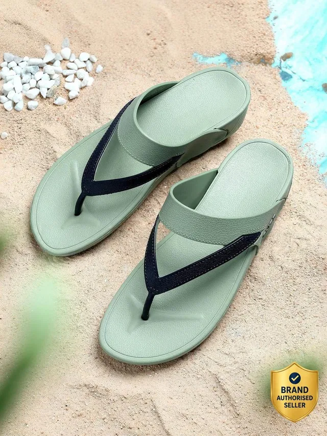FLITE Women Slippers