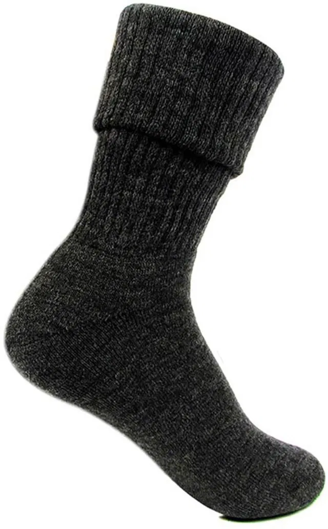 BONJOUR Women Solid Mid-Calf/Crew