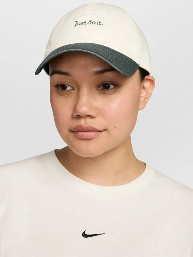 NIKE Sports/Regular Cap