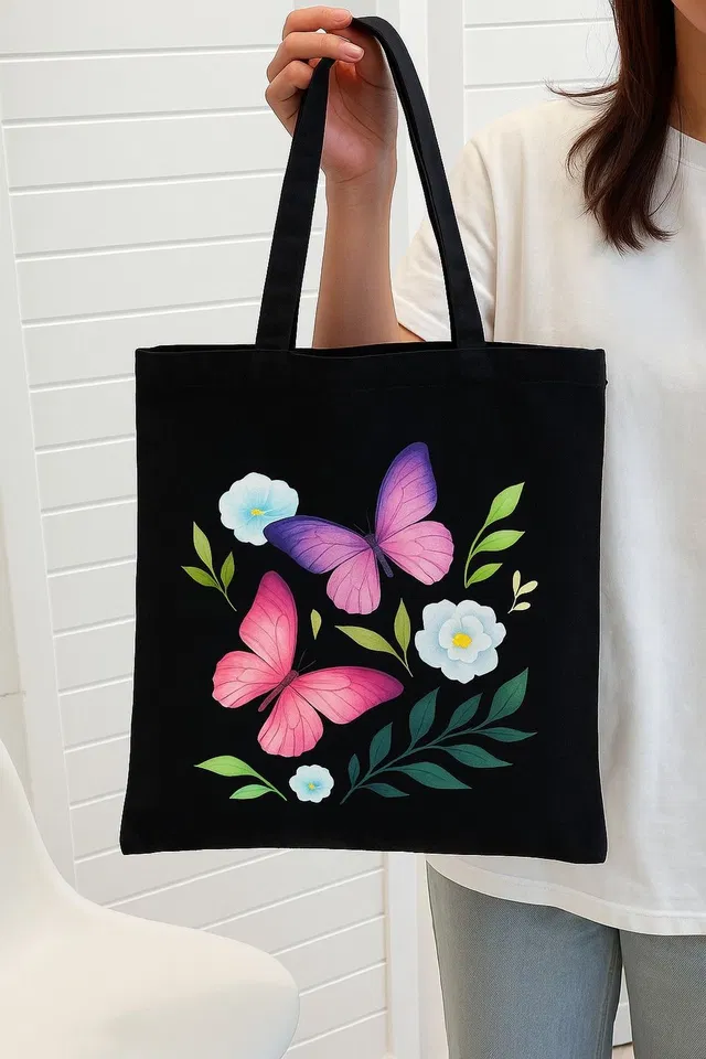 SAVIE Women Black Tote