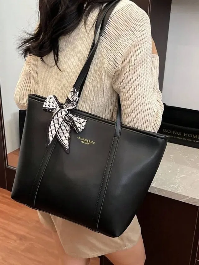 SIMPLEGALS Women Black Tote