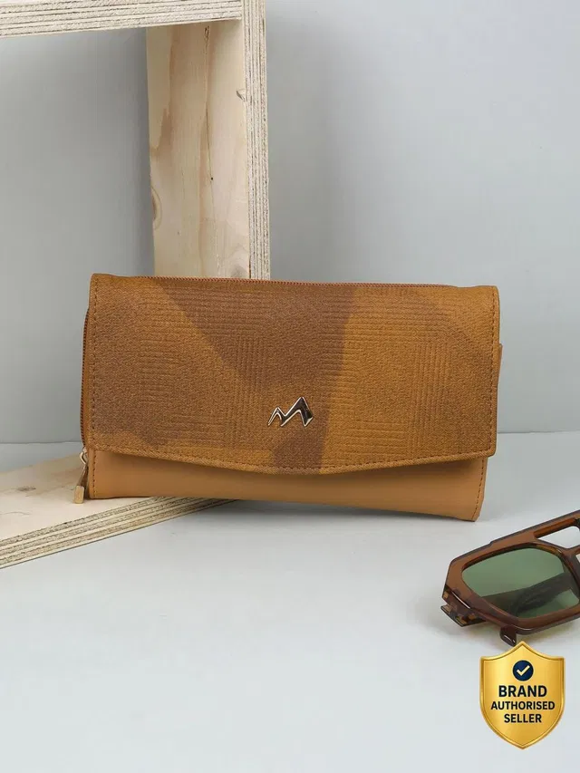 METRO Casual Yellow  Clutch