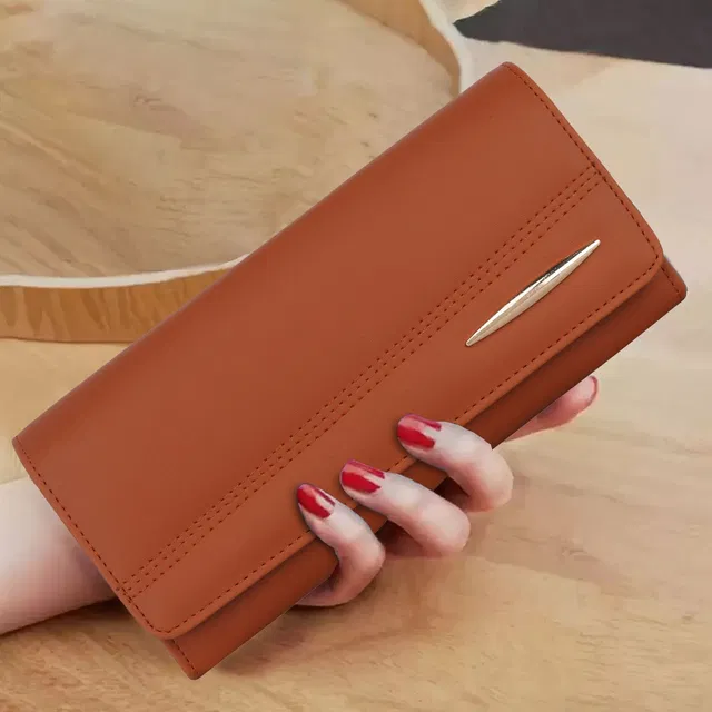 Reshu Casual Tan  Clutch