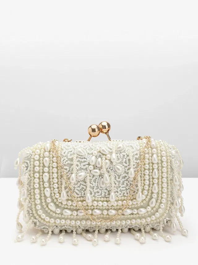 Fabbhue Party Cream  Clutch