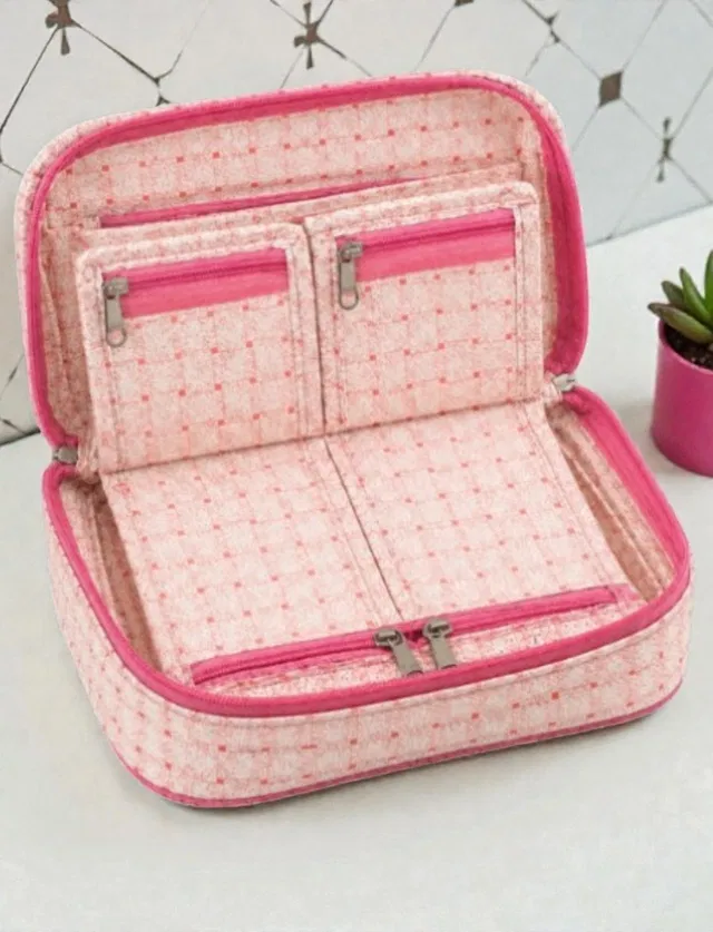 STORAZE Premium Makeup & Jewellery Organizer Box with 10 Clear Compartments Jewellery Storage Makeup Pouches Vanity Box