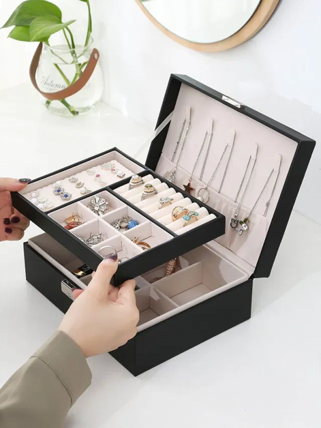 Scintillare by Sukkhi Black Jewellery Vanity Box Organisers Stylish Storage Solution" Jewellery Box Vanity Box