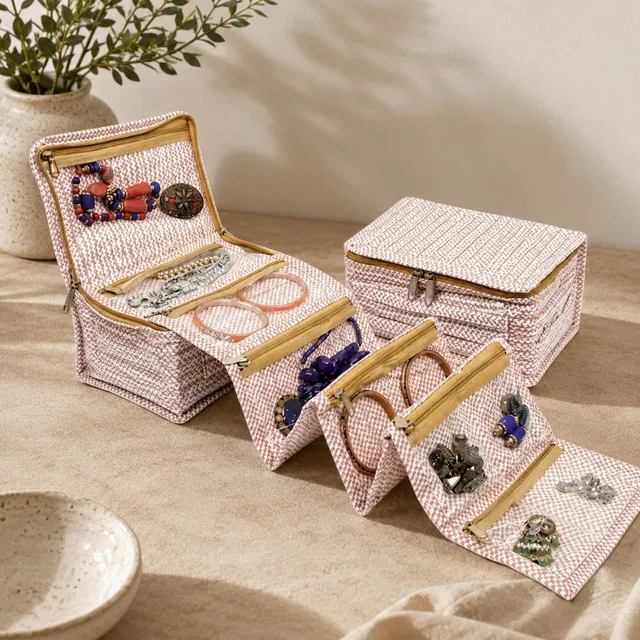 STORAZE Luxury Jewellery & Makeup Organizer Bag with 8 Attached Pouches Jewellery Pouches Vanity Box